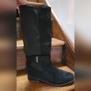 Lane Bryant Women's Wide Calf Suede Boots w/side zipper ankle buckle Siz…